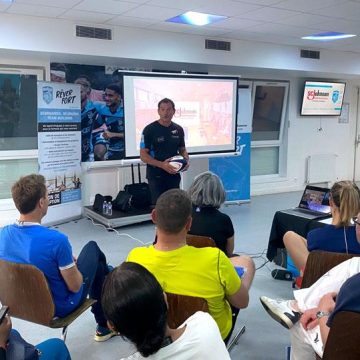 Conférence & Team Building Rugby avec Marc Lièvremont | KICK OPF 23 – SC JOHNSON PROFESSIONAL